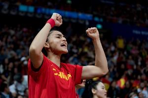 迪拉娜宣告退役:19载篮球之路终结 全运会冠军成为终章荣耀