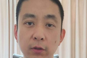 解说：NBA高层有时不及我们，福克斯的合同对马刺来说成了负担