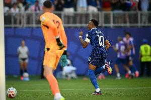 历史前五占三，姆巴佩以55球打破法国球员单赛季进球纪录