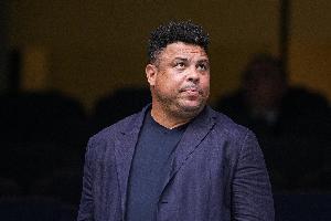 罗纳尔多呼吁：全球应直面真相，认可梅西为足球史上最佳球员
