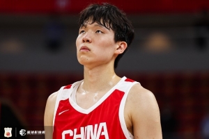 媒体人:瀚森需逐步适应 第一节换人后进攻受影响
