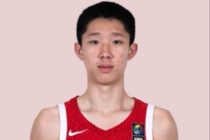 观感震撼！张宇辰上半场三分球9投6中，狂轰18分4篮板3助攻，正负值高达+17！